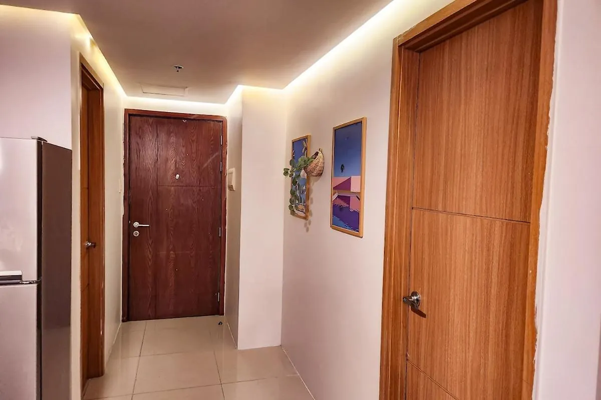Amazing View 2Br Moa, 98 Sqm Xbox 200Mbps, Printer Apartment Manila