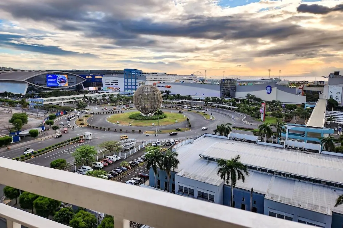 Amazing View 2Br Moa, 98 Sqm Xbox 200Mbps, Printer Apartment Manila
