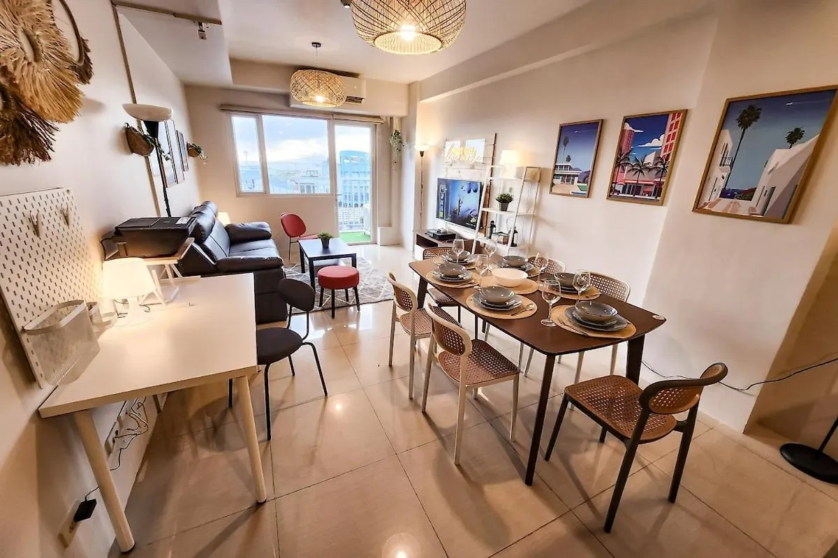 Amazing View 2Br Moa, 98 Sqm Xbox 200Mbps, Printer Apartment Manila